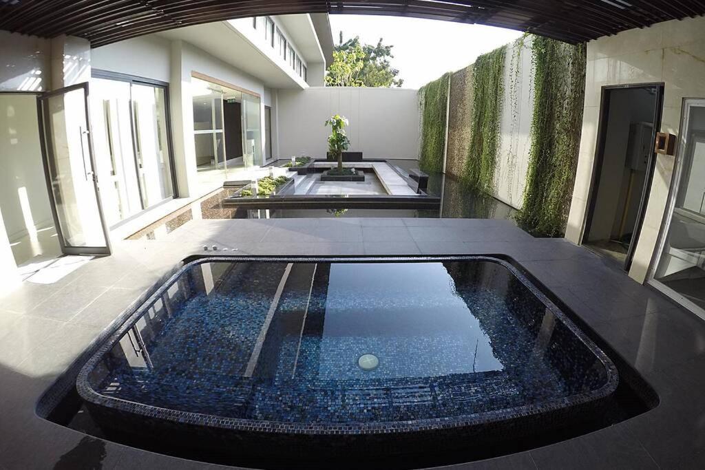 Cozy Modern Room With Stunning Lake & Mountain View Chiang Mai Exterior foto